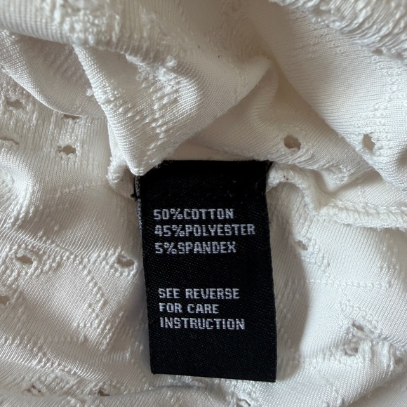 Chicwish White Eyelet Puff Sleeve Blouse - Picture 4 of 4